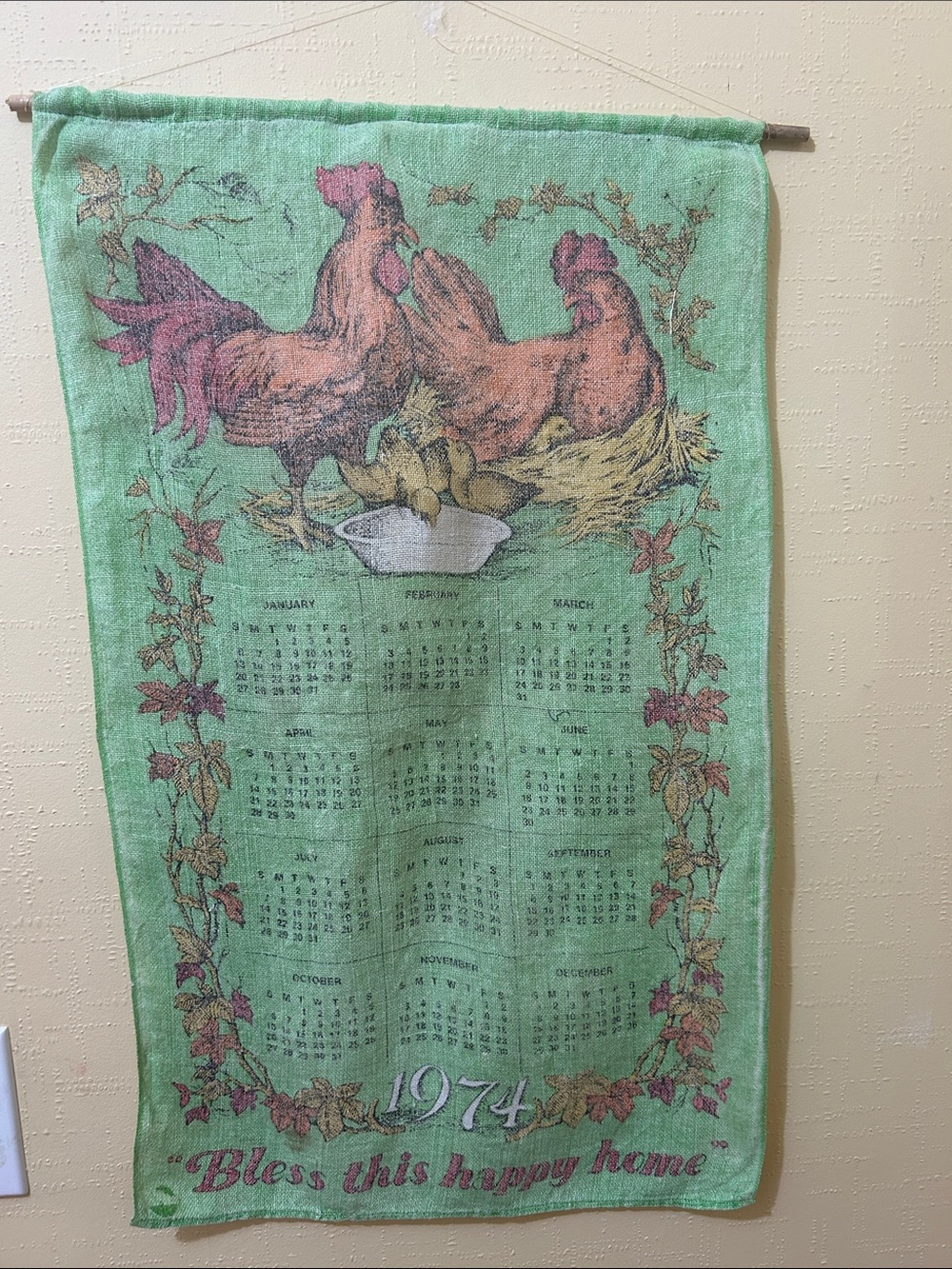 1974 vintage linen calendar towel